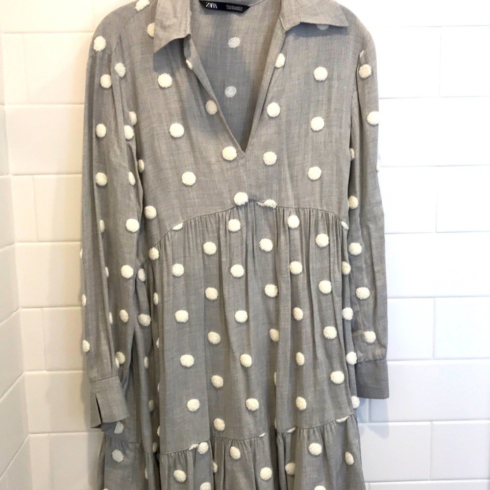 ZARA adorable grey/white dot swing dress NWOT💙